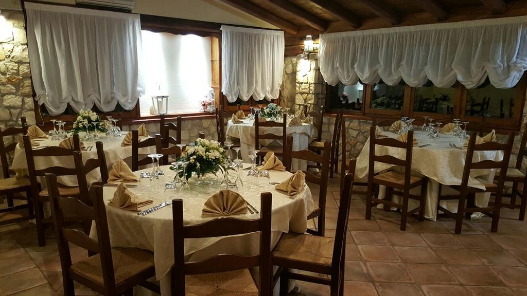 فيلا Agriturismo Sant' Isidoro أناني المظهر الخارجي الصورة