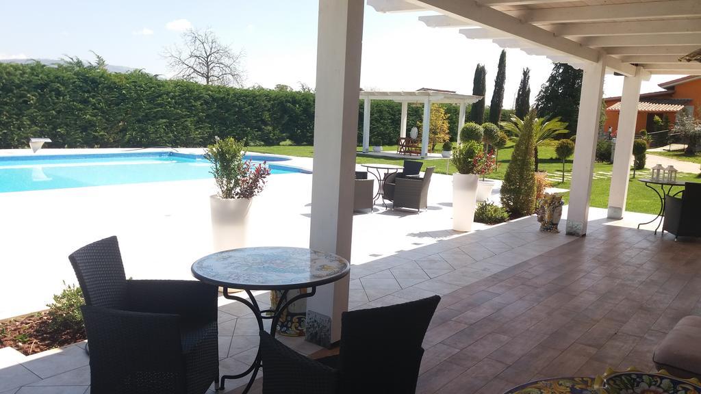فيلا Agriturismo Sant' Isidoro أناني المظهر الخارجي الصورة